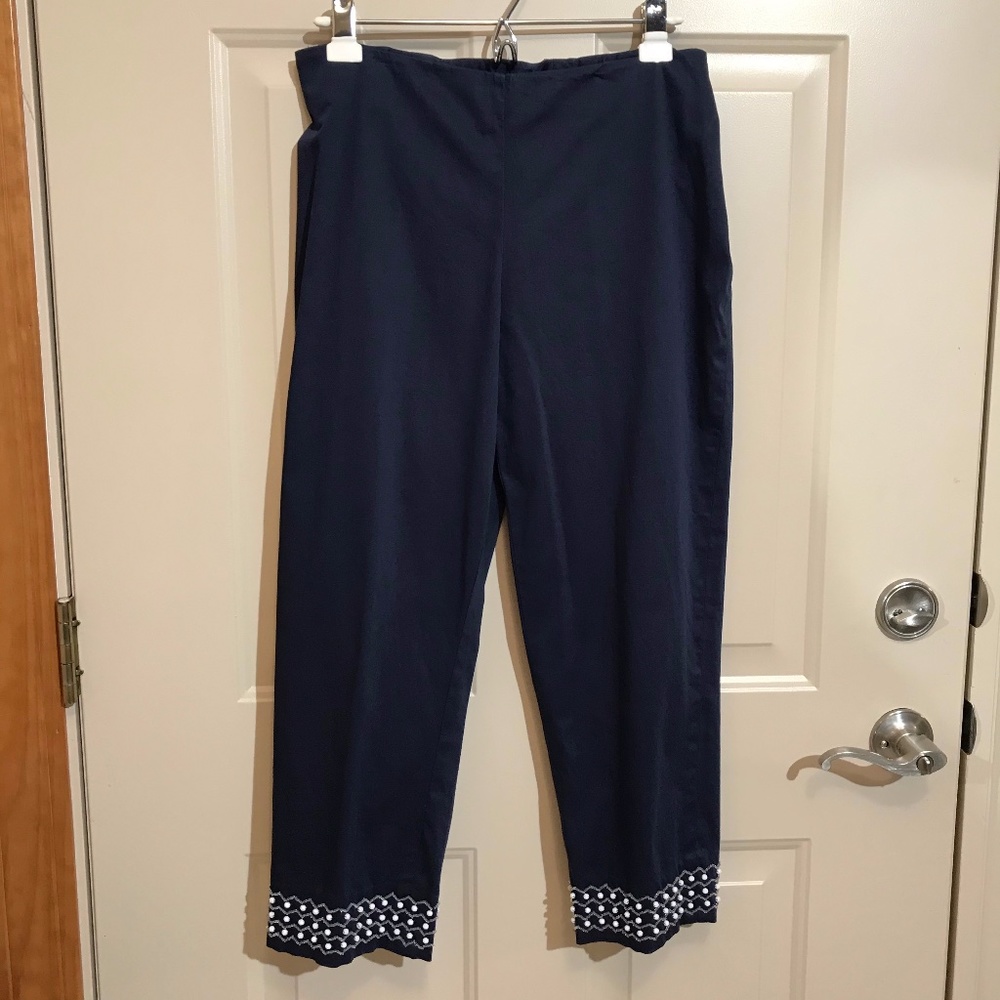 Jones New York Navy Stretch Capris Pants